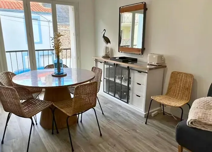 L'escale Sablaise - 5 People - Center *